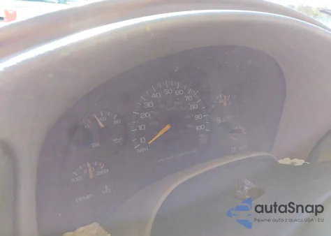 1998 GMC Safari Sle z USA, uszkodzony, nr VIN 1GKDM19W5WB526614